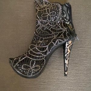 Lady Couture boots